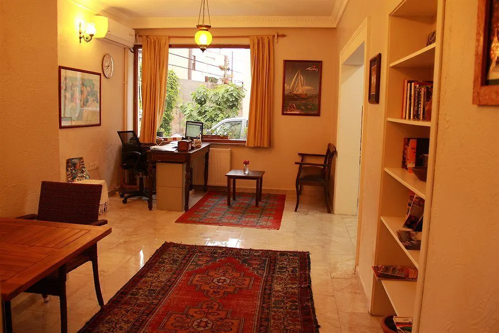 Bonjour Hotel 3*, Istanbul