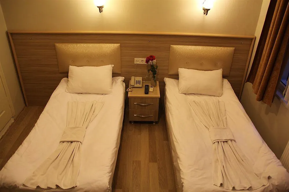 Bonjour Hotel