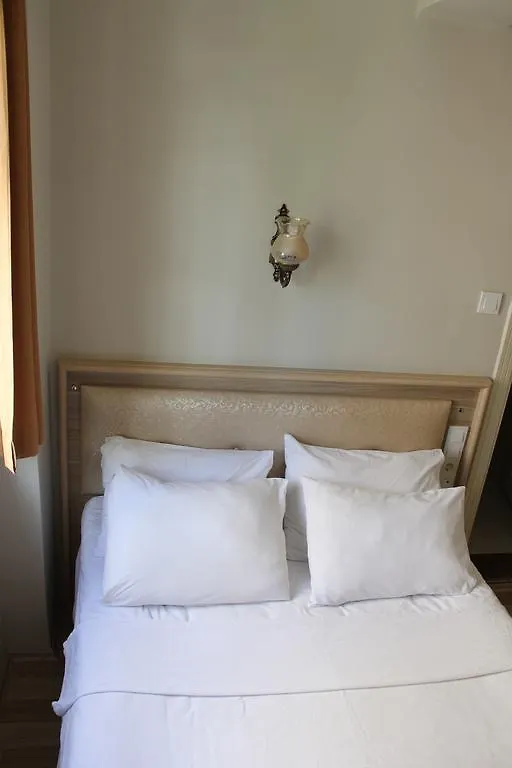 Bonjour Hotel