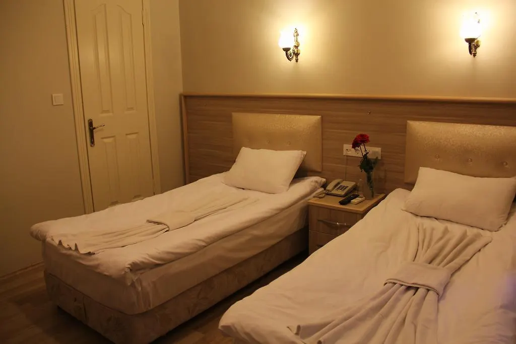 Bonjour Hotel