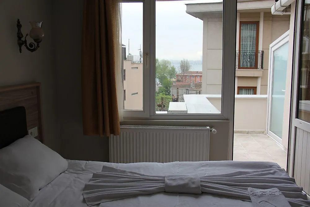 Bonjour Hotel