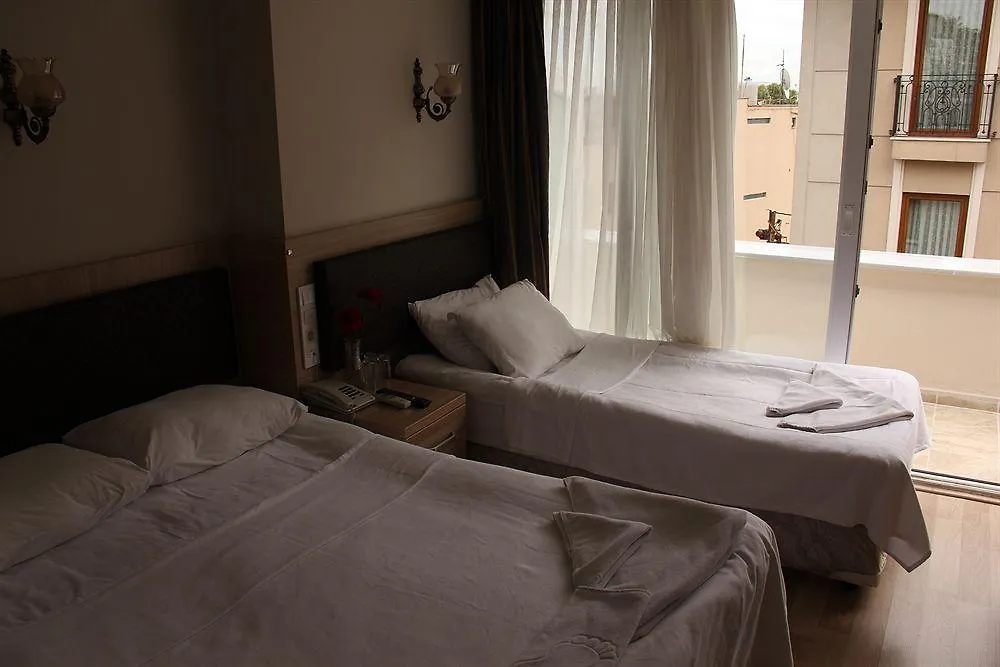 Bonjour Hotel 3*, İstanbul