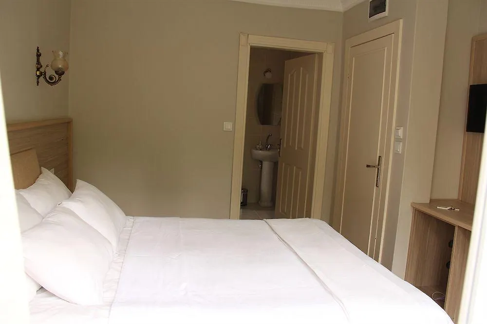Bonjour Hotel