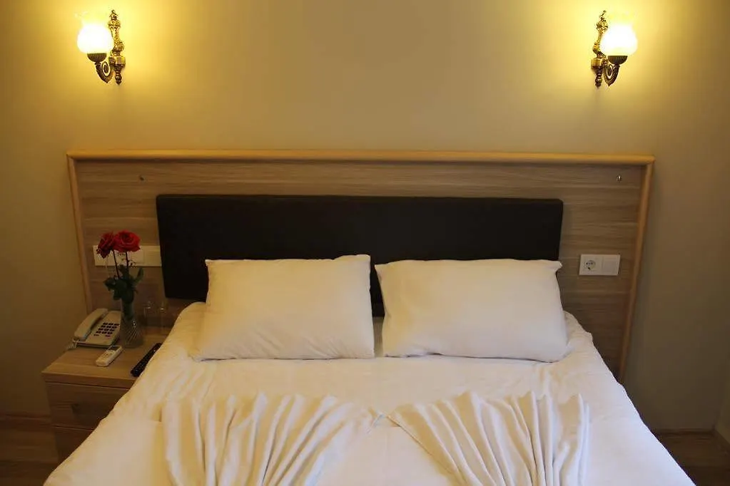 Bonjour Hotel