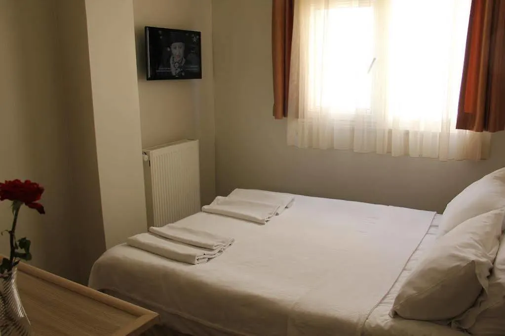 Bonjour Hotel